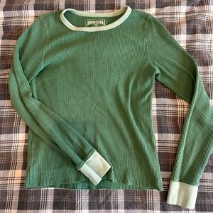Small American Eagle long sleeve tee
